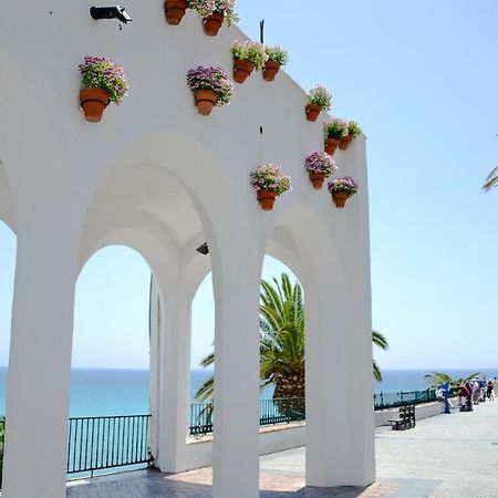 Apartament Delfin 4/9 Nerja Zewnętrze zdjęcie